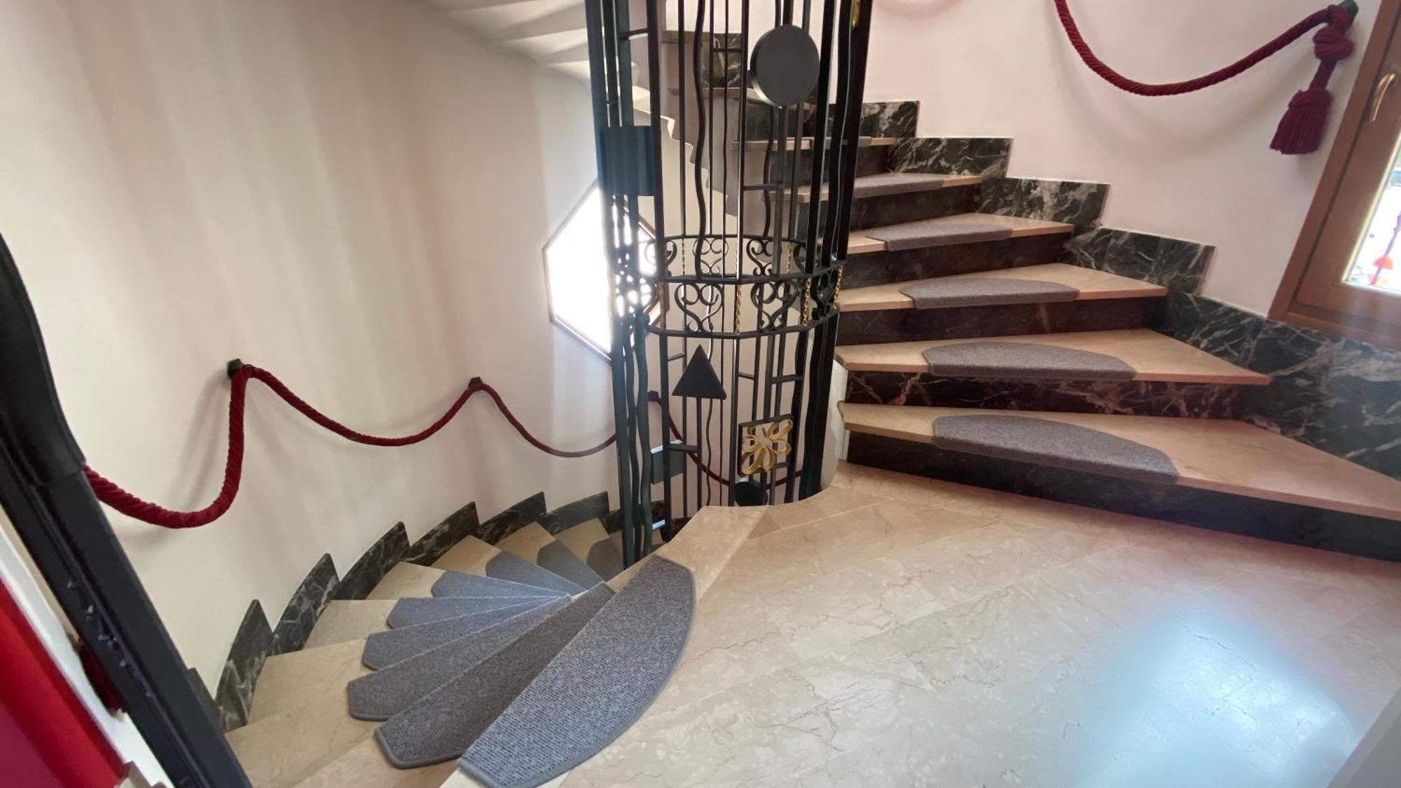 Casteluce Hotel Funivie Пинцоло Екстериор снимка